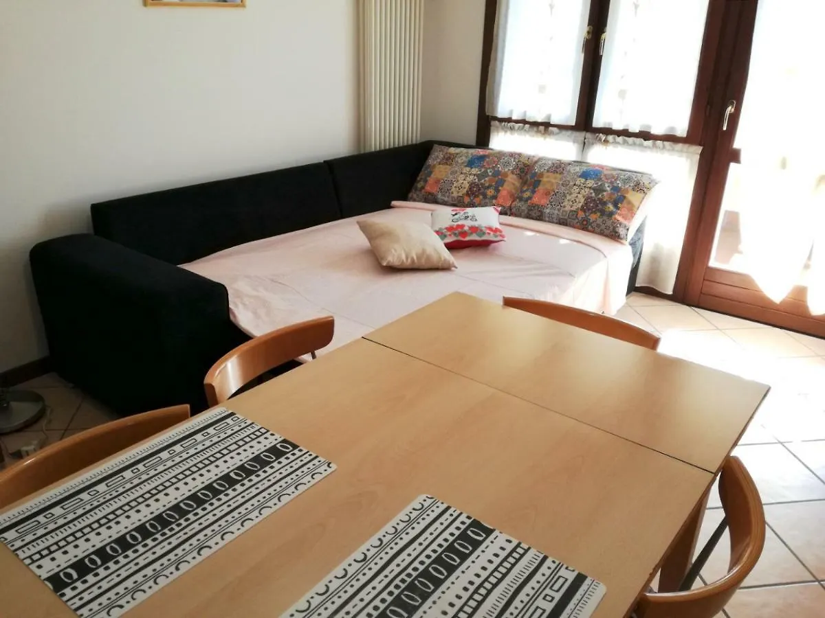 Apartment Appartamento Orchidea Garda Garda